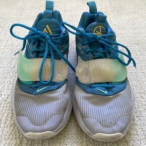 Nike Men’s Freak 3 Basketball Shoes Size 10.5